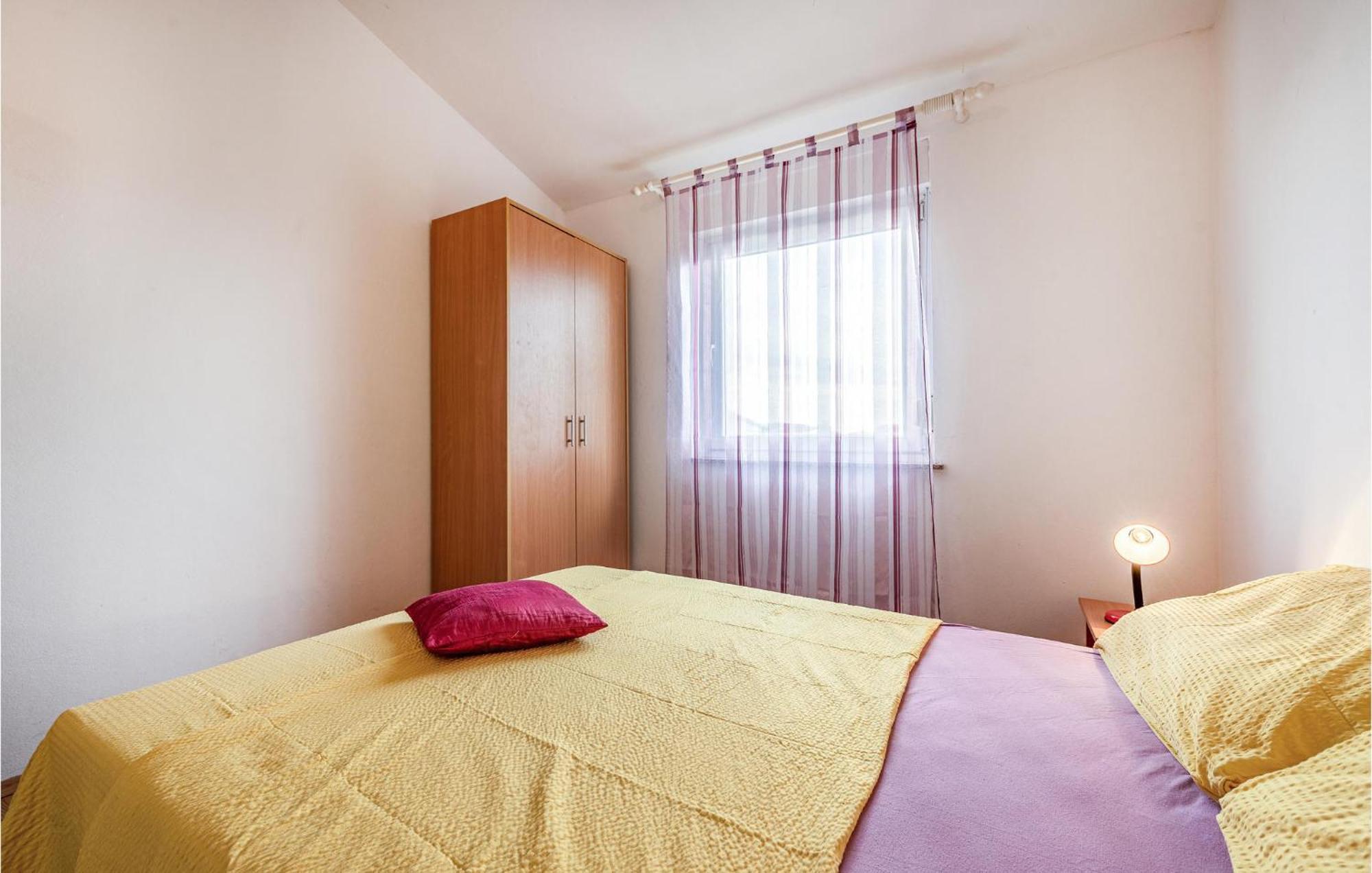 Beautiful Apartment In Vir With Wifi 外观 照片