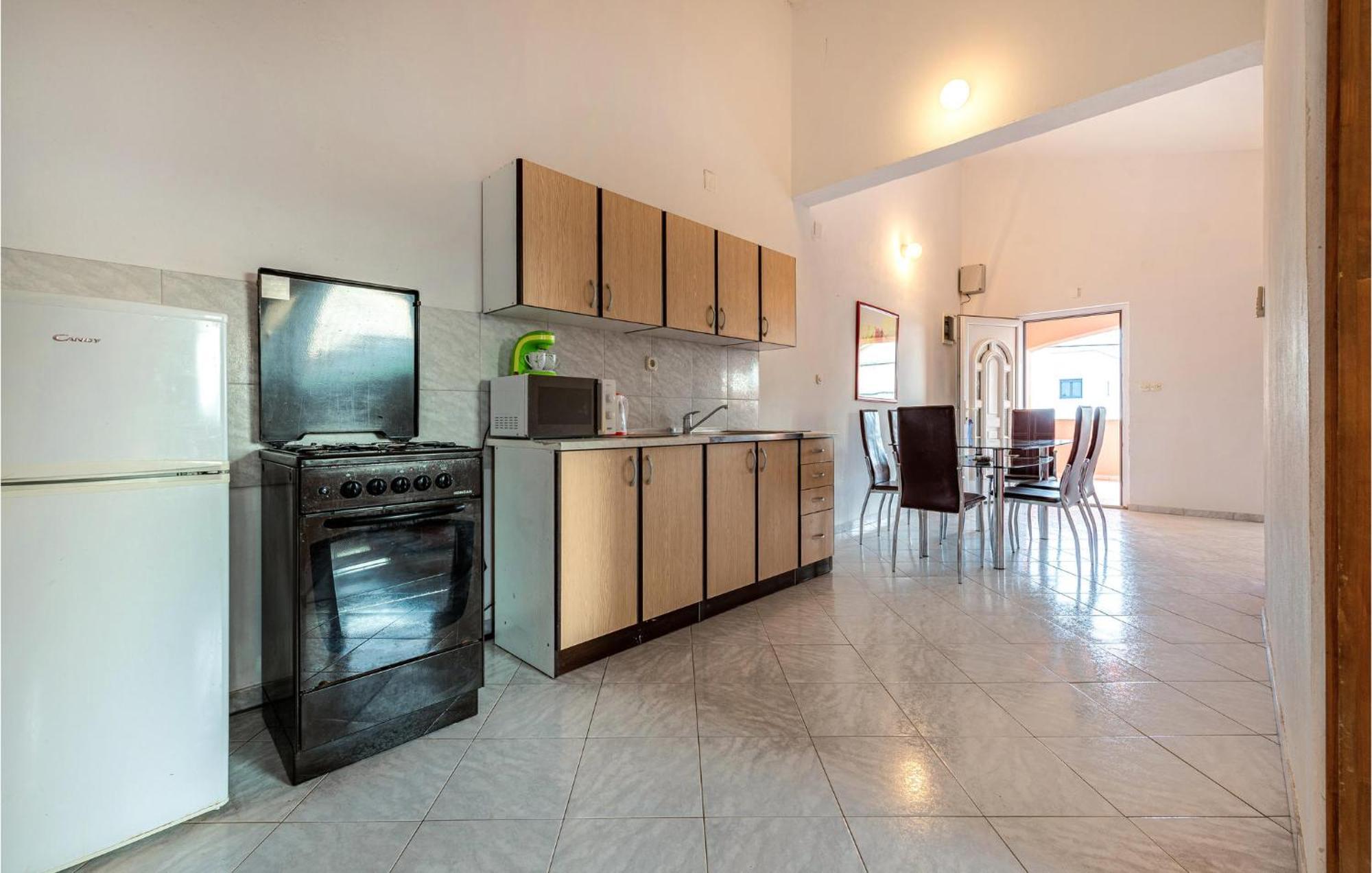 Beautiful Apartment In Vir With Wifi 外观 照片