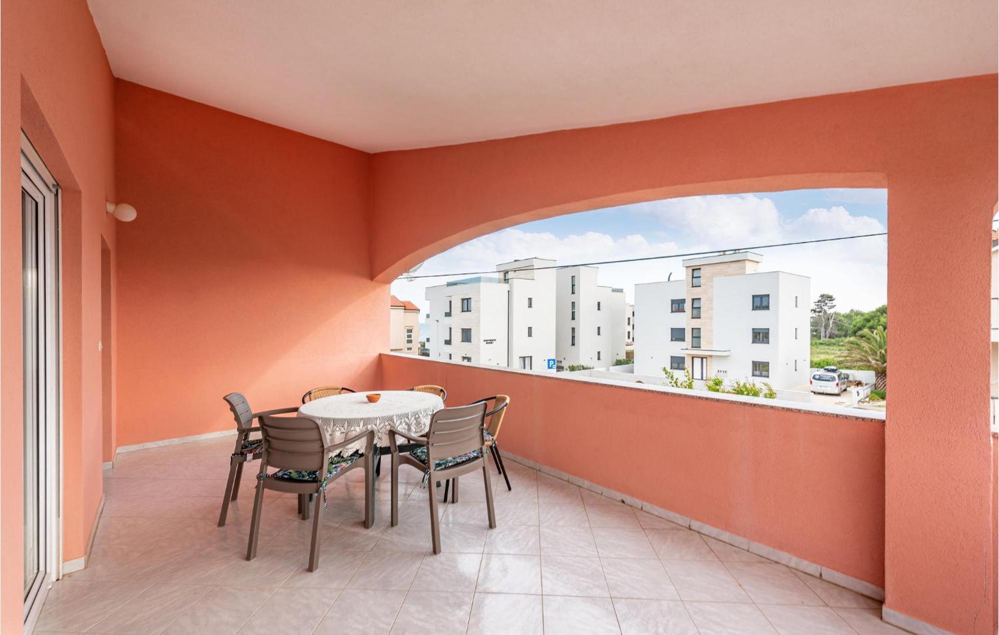 Beautiful Apartment In Vir With Wifi 外观 照片